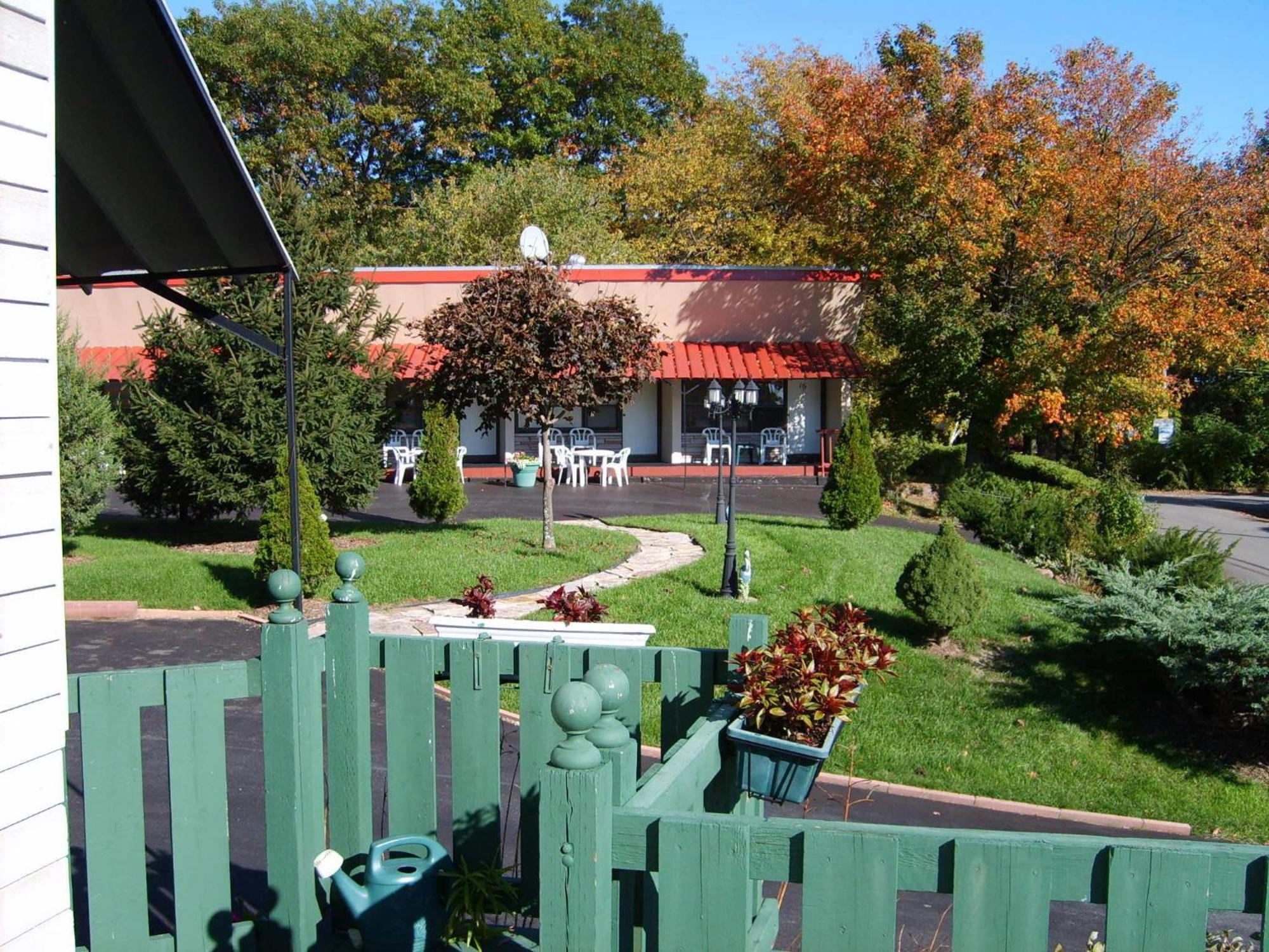 Capricorn Motel Royale 1000 Islands Lansdowne Luaran gambar