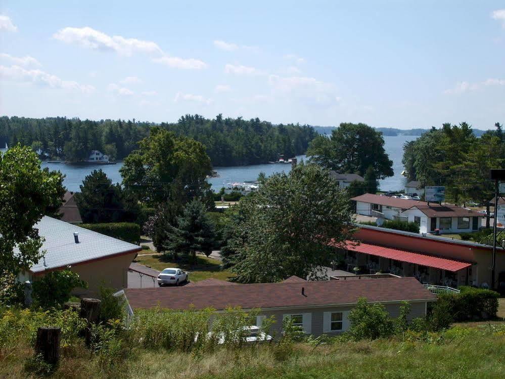 Capricorn Motel Royale 1000 Islands Lansdowne Luaran gambar