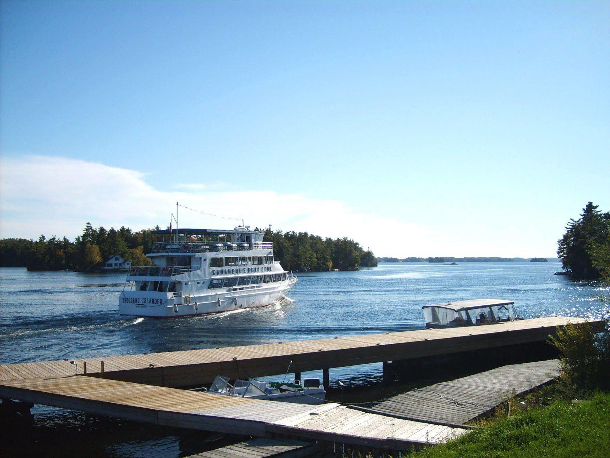 Capricorn Motel Royale 1000 Islands Lansdowne Luaran gambar