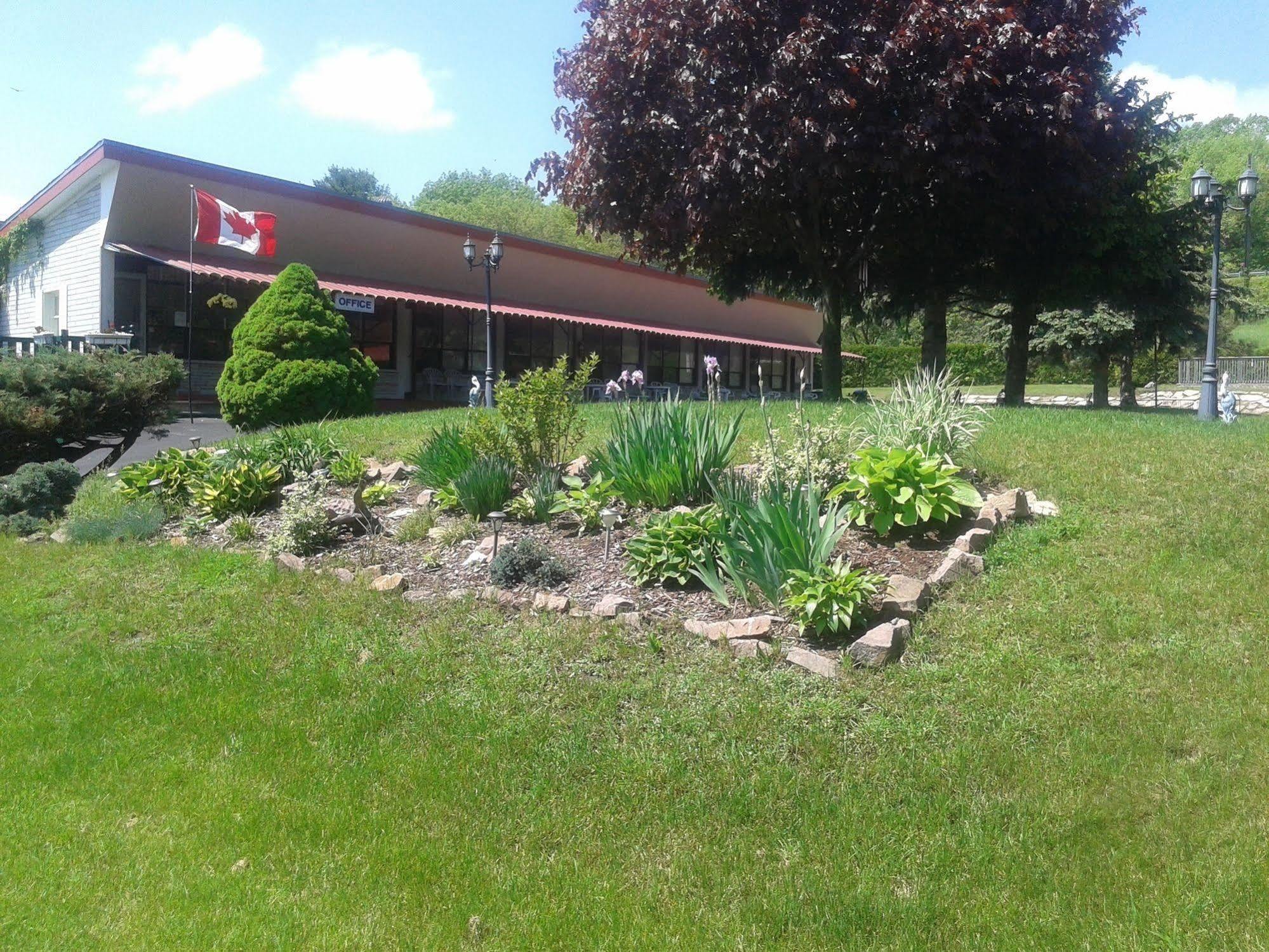 Capricorn Motel Royale 1000 Islands Lansdowne Luaran gambar